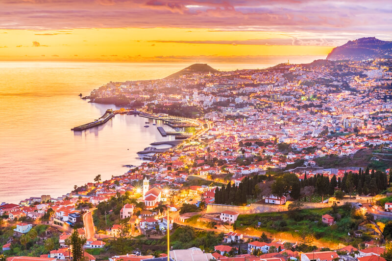 vertrek last minute naar portugal