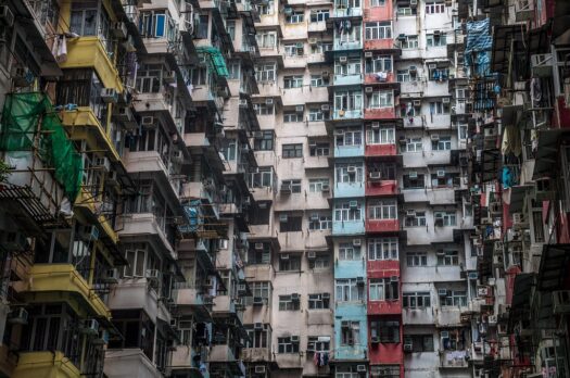 Verdwaal in het Yick Fat gebouw, een relikwie dat je terugbrengt naar Kowloon