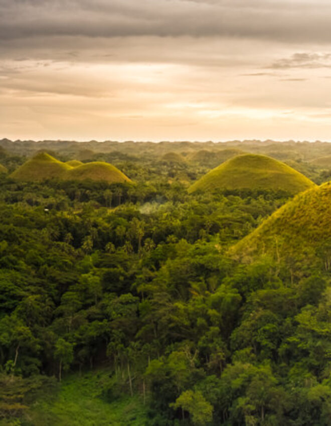 Het magische landschap van de Chocolate Hills, Filipijnen