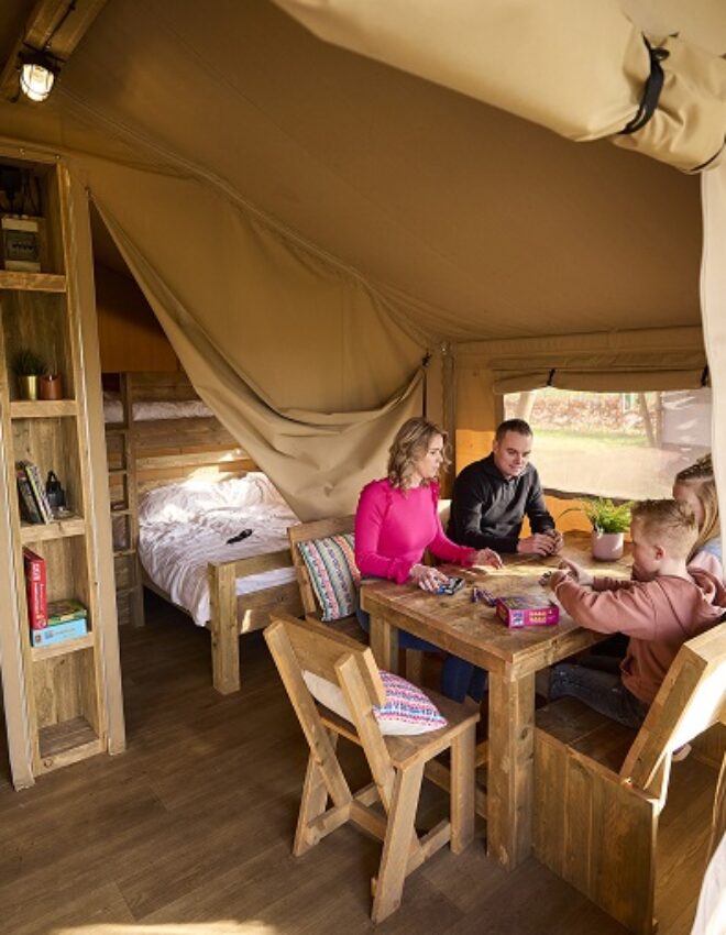 Heerlijk genieten met het hele gezin op kindercamping De Leistert